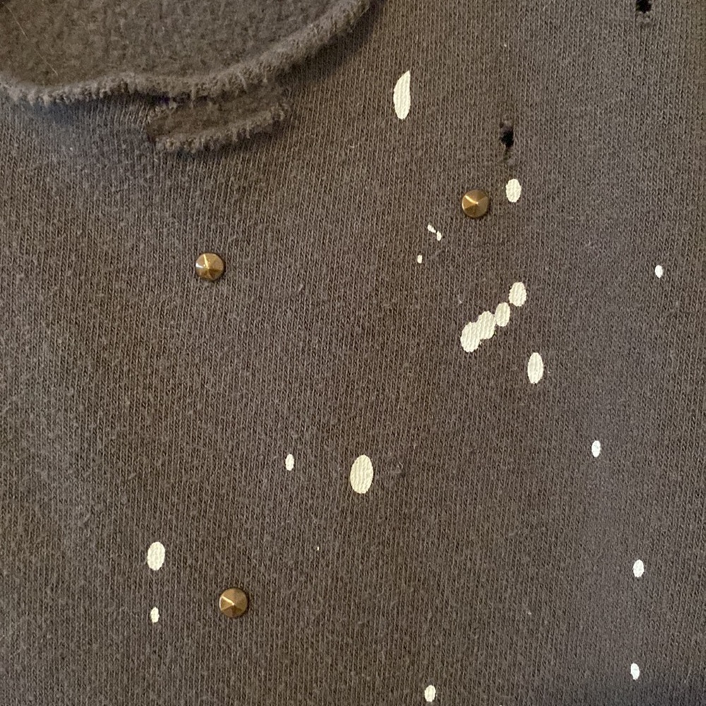 Chaser charcoal paint splatter and stud distressed sweatshirt w holes
Aisle “i - Picture 8 of 8